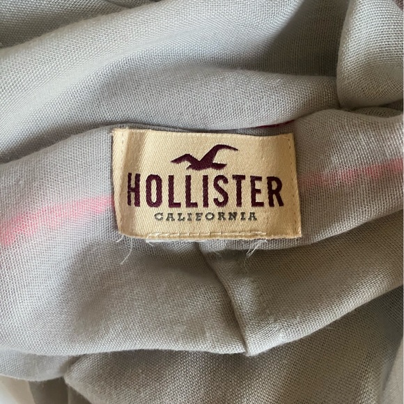 Hollister Infinity Scarf with Pink Trim - Picture 2 of 4